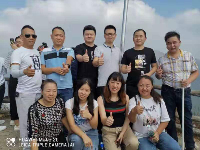 太昌通風(fēng)降溫銀瓶山拓展團(tuán)建活動